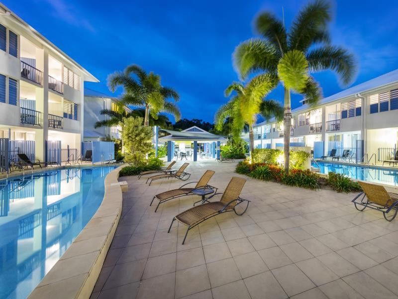 Silkari Lagoons Port Douglas Aparthotel Exterior photo