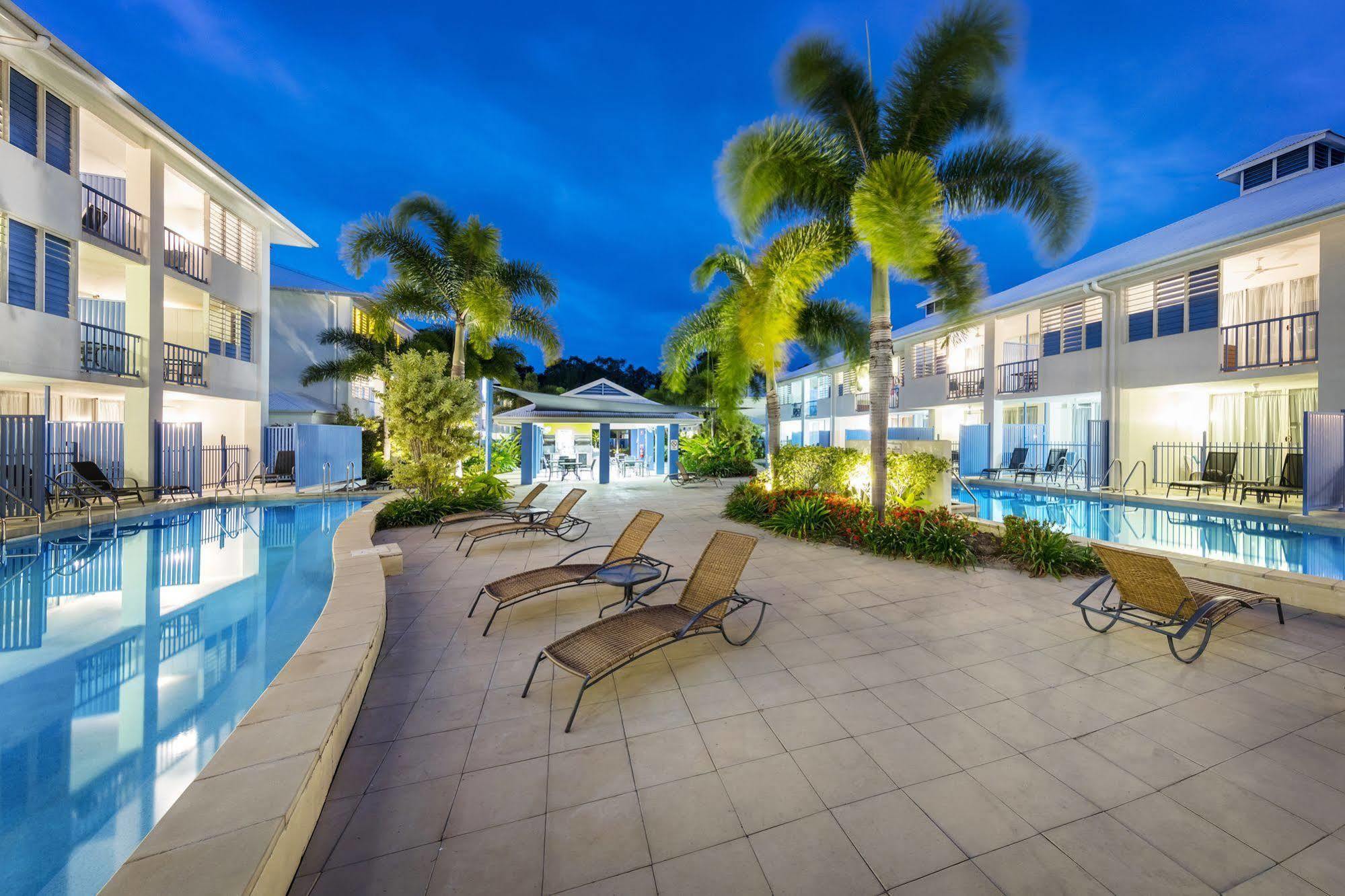 Silkari Lagoons Port Douglas Aparthotel Exterior photo